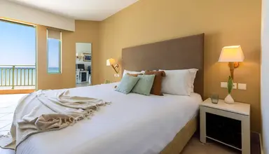 Giannoulis Grand Bay Beach Resort