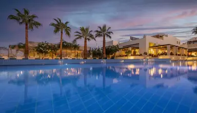 Giannoulis Santa Marina Plaza