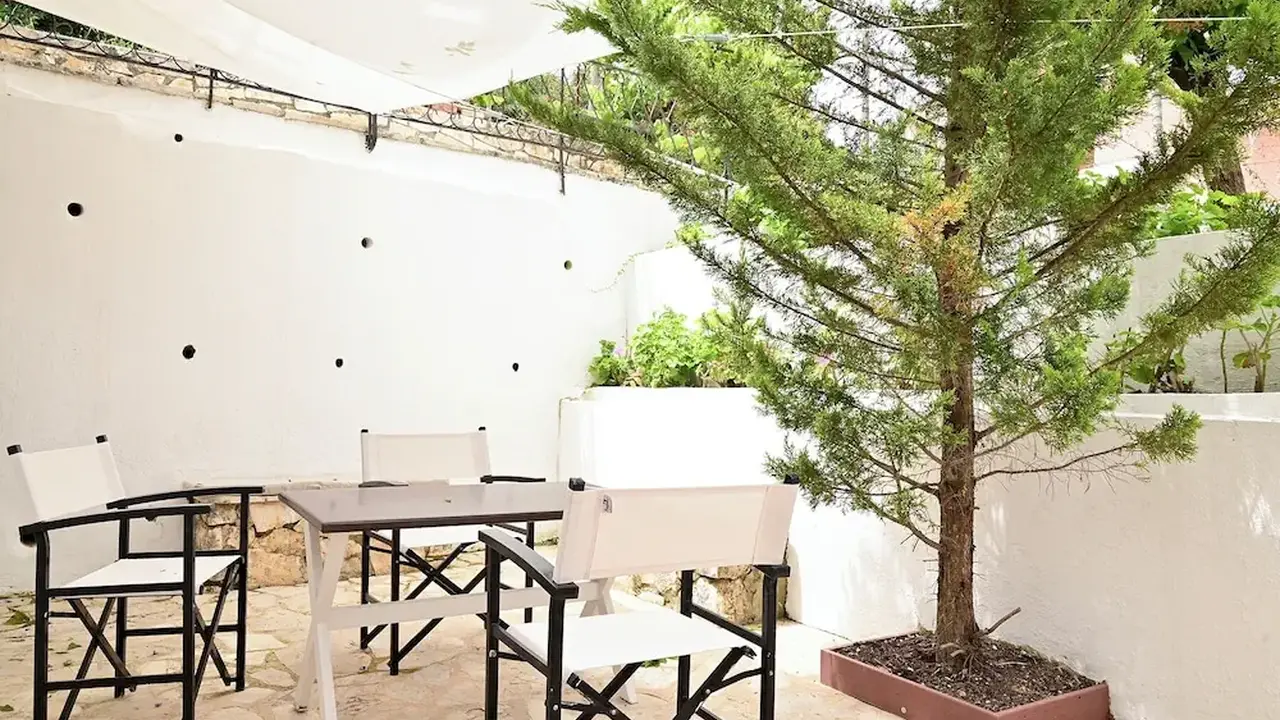 Gina Studios