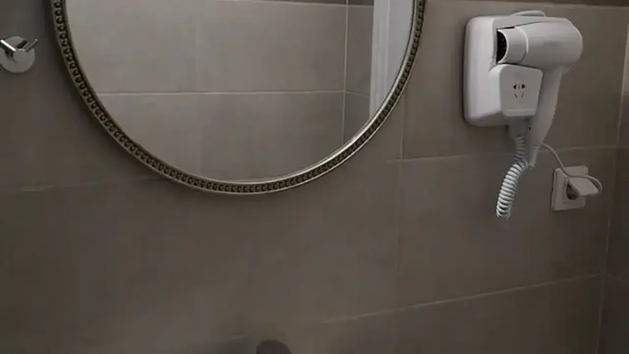 Gina Studios