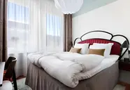 Gio, BW Signature Collection