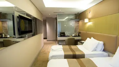 GK Regency Suites