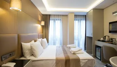 GK Regency Suites
