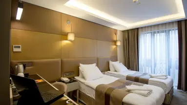GK Regency Suites
