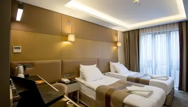 GK Regency Suites