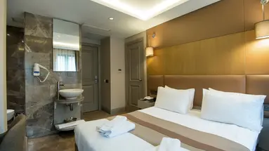 GK Regency Suites