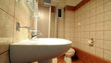 GL Hotel