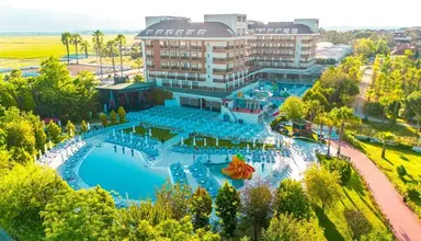 Glamour Resort & Spa