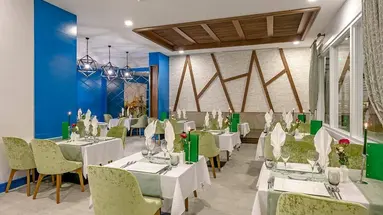 Glamour Resort & Spa