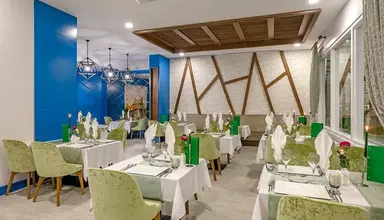 Glamour Resort & Spa