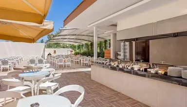 Glamour Resort & Spa