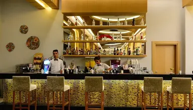 Glamour Resort & Spa