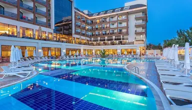 Glamour Resort & Spa