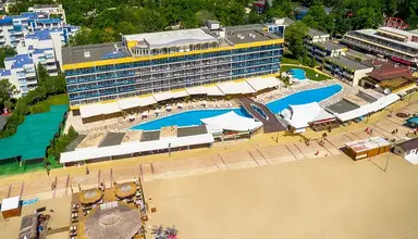 Glarus Beach