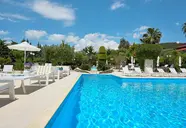 Glavas Inn