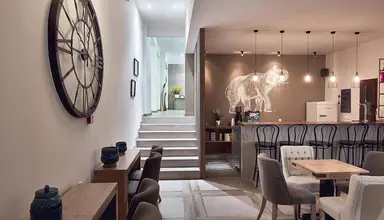 Glavas Inn