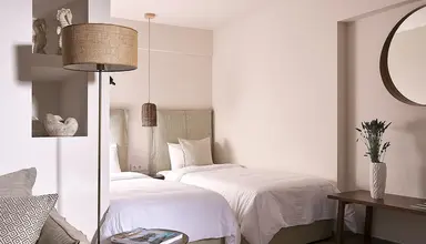 Glavas Inn