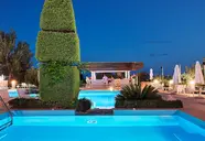 Glavas Inn