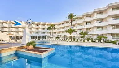 Globales Cala Bona Suites