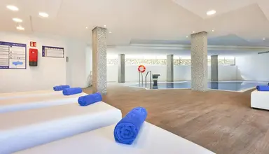 Globales Cala Bona Suites