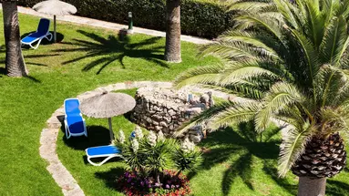 Globales Cala'n Blanes (Menorca)