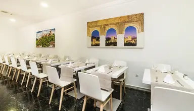 Globales Pueblo Andaluz