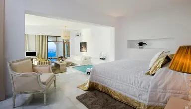 Gold Suites