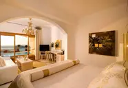 Gold Suites