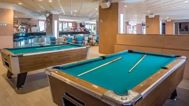 Golden Avenida Suites