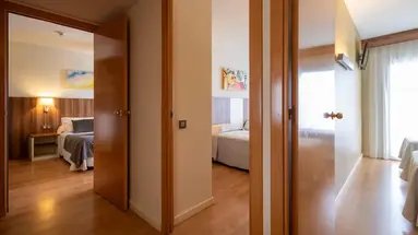 Golden Avenida Suites