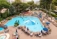 Golden Avenida Suites