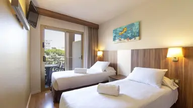 Golden Avenida Suites