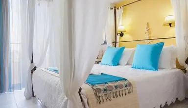 Golden Bay (Malia)
