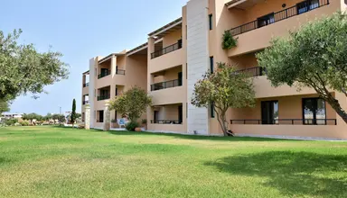 Golden Bay (Malia)