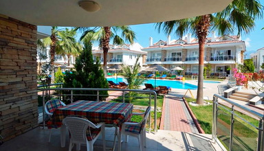 Golden Life Blue Green Residence