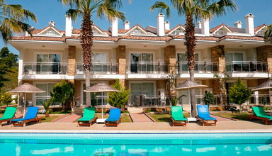 Golden Life Blue Green Residence
