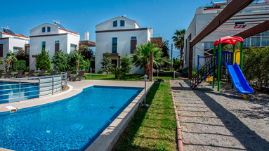 Golden Life Blue Green Residence