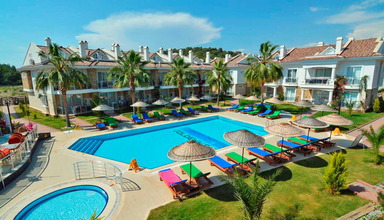 Golden Life Blue Green Residence