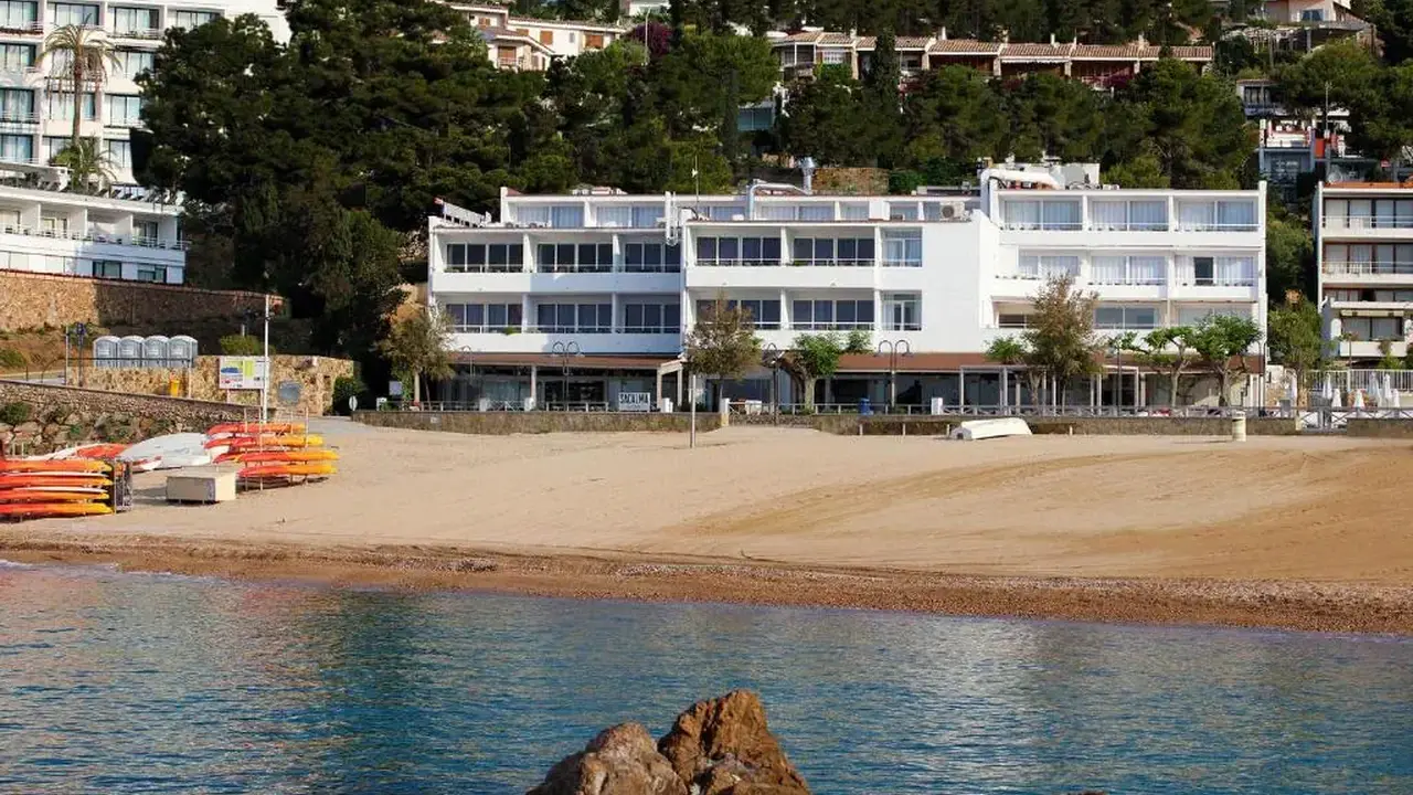 Golden Mar Menuda