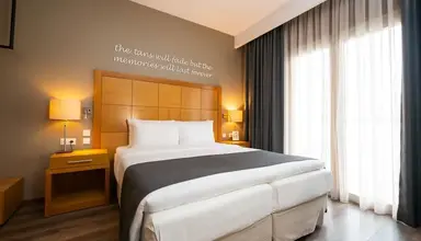 Golden Star City Resort