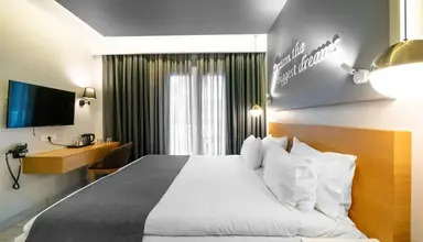 Golden Star City Resort