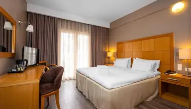Golden Star City Resort