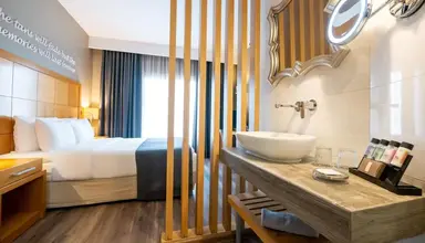 Golden Star City Resort