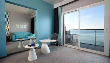 Golden Star City Resort