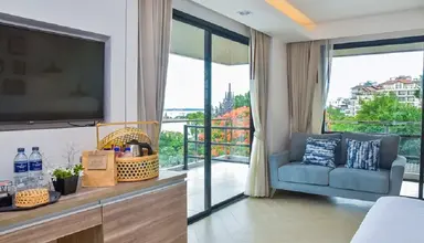 Golden Tulip Pattaya Beach Resort