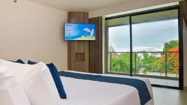 Golden Tulip Pattaya Beach Resort