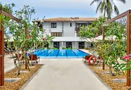 Goldi Sands