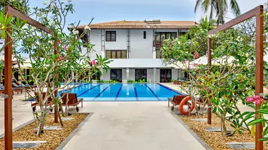 Goldi Sands
