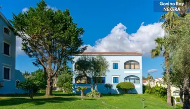 Govino Bay