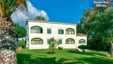 Govino Bay